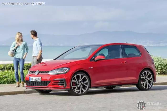 家庭购车是买三厢车还是买两厢车好