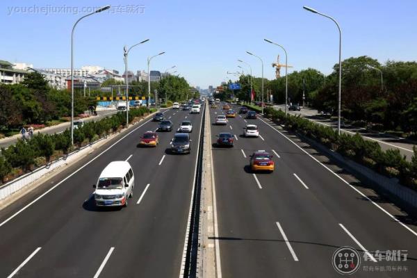 还可以减轻交通堵塞