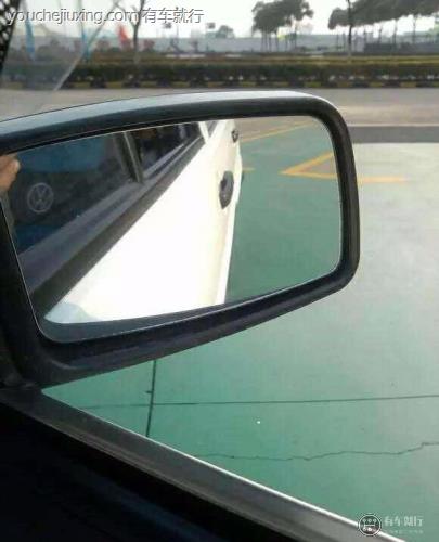 科二倒车入库怎么找点位最准确