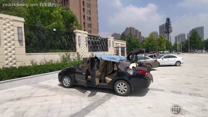 车底的海绵要晒几天才能干