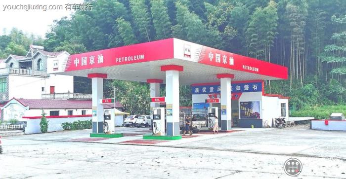 加油站附近多少米不能停车 加油站为什么不能停车