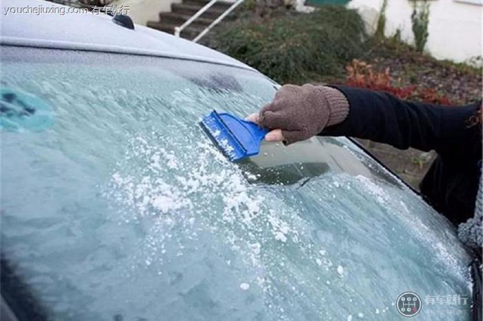 喷雾除冰剂伤车吗