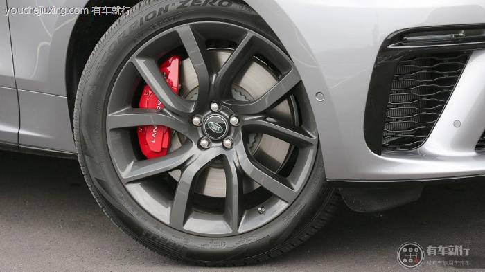 轮胎中心孔距是什么意思 汽车改装中轮胎中心孔距指的是什么