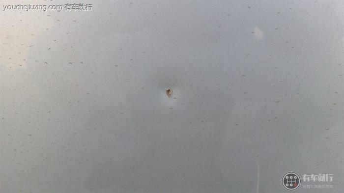 车门被碰小坑用报警吗